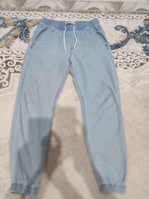 Продам трико и джинсы