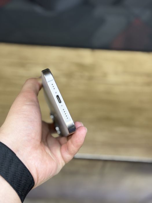 iPhone 15 Pro Natural 128gb