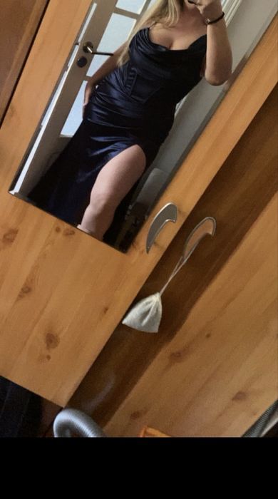 Vand rochie de ocazie