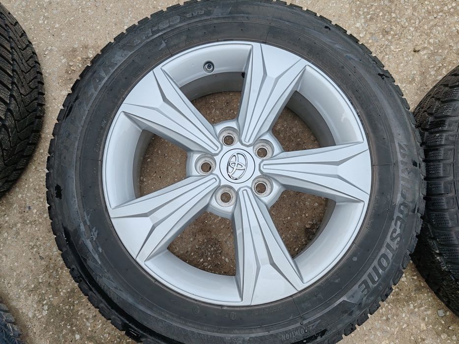 Тойота 17 цола, Toyota CHR