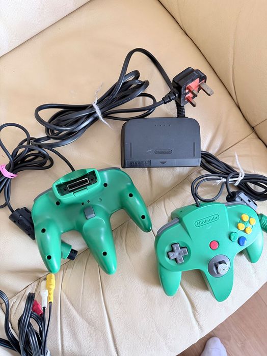 Nintendo N64 в кутия