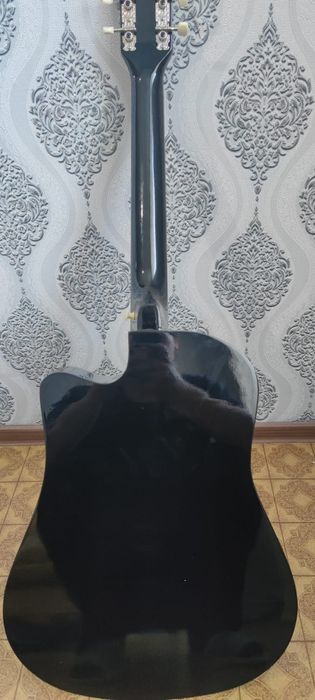 Продам новую гитару