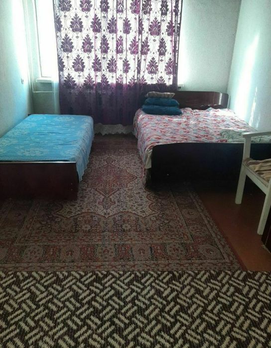 Беруний метро  2/2/5  250$  ойлага  студент