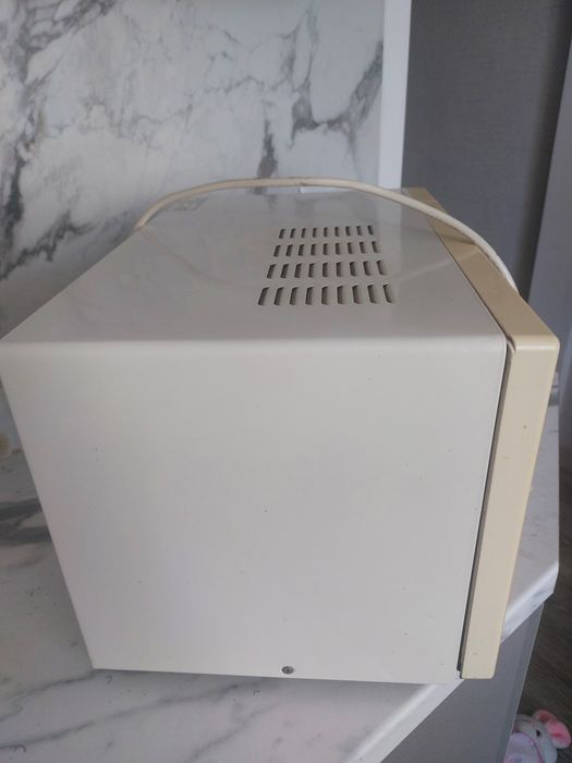 Продам микроволновку на запчасти