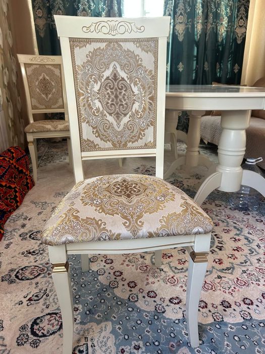 Комплект стол со стульями