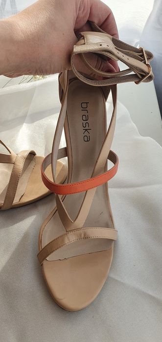 Босоножки  Braska.