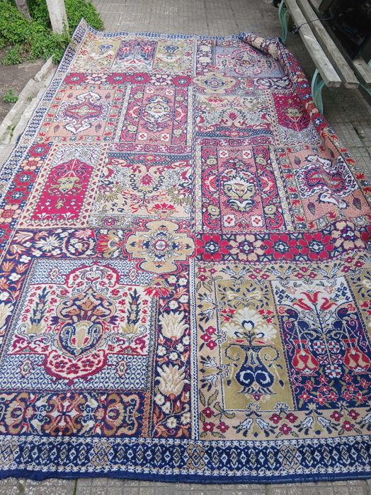 Персииски килим Български.
