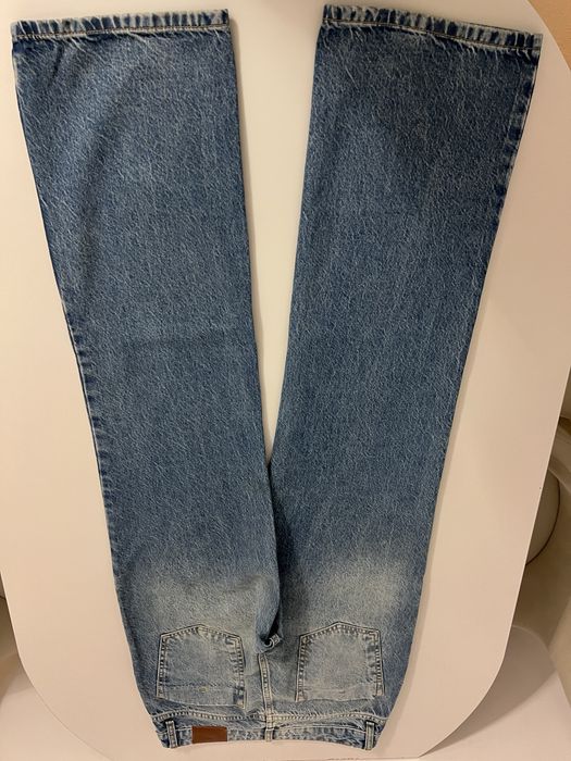 Blugi Zara cu pietre capsate, nu lipite