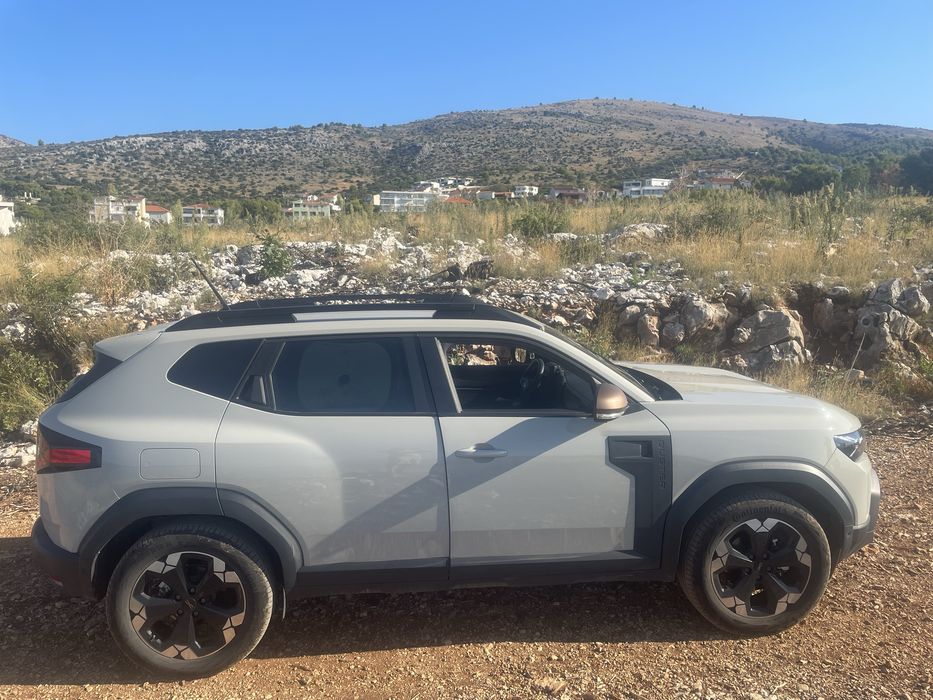 Duster hybrid 2024