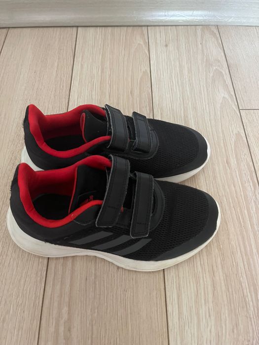 Детски маратонки Адидас размер 32