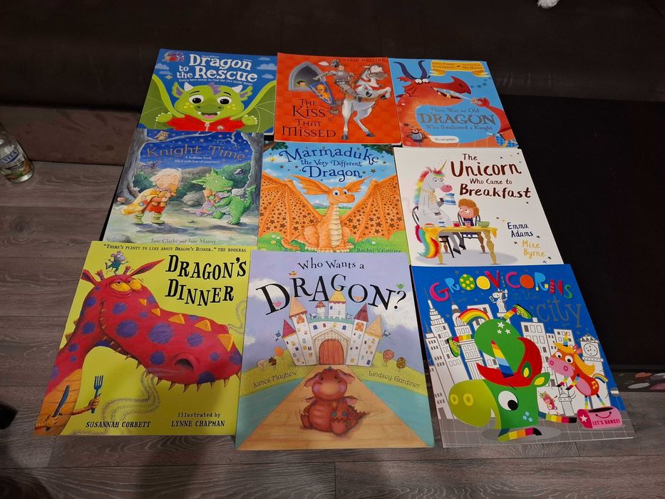 Много детски книжки на английски език