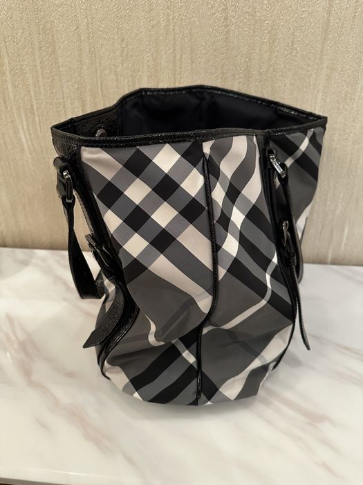 Сумка BURBERRY оригинал . Алматы