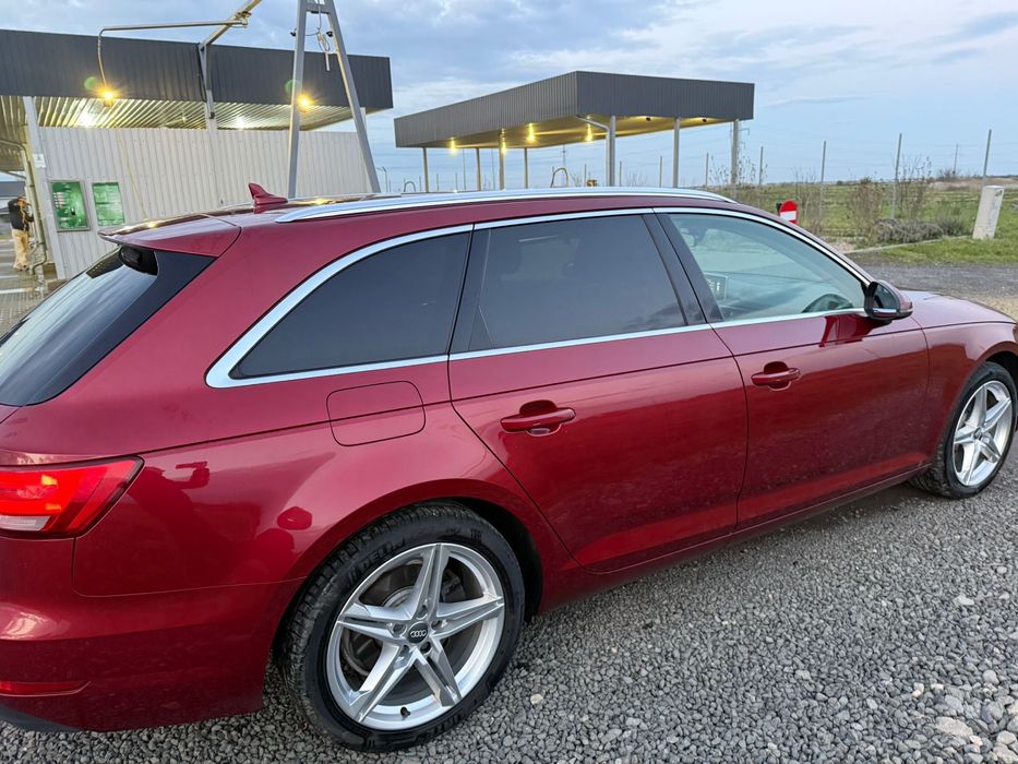 Audi A4 quattro Full istoric reprezentanta