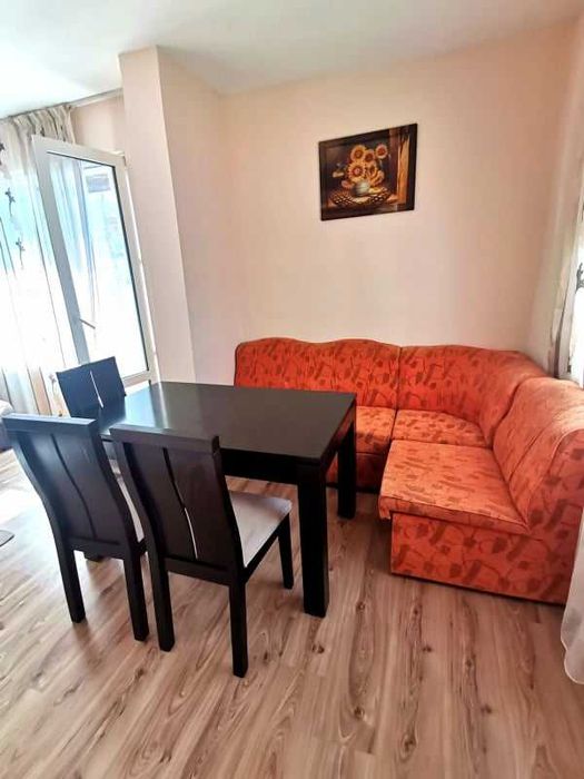 Дава се под наем Тристаен апартамент в Бургас, Зорница - 100 кв.м за 153 € - Снимка #2