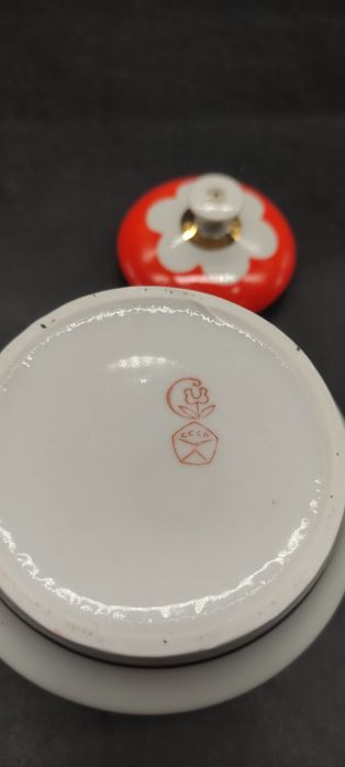 Сахарница без замечаний