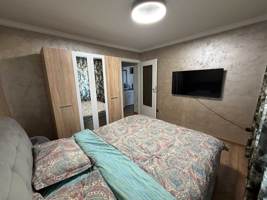 Închiriez Apartament 2 Camere Etaj 2 Decoamndat Modern