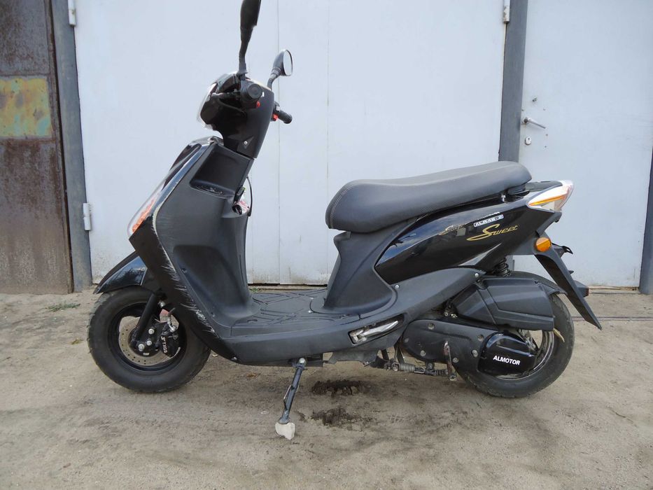 Продам _ скутер .