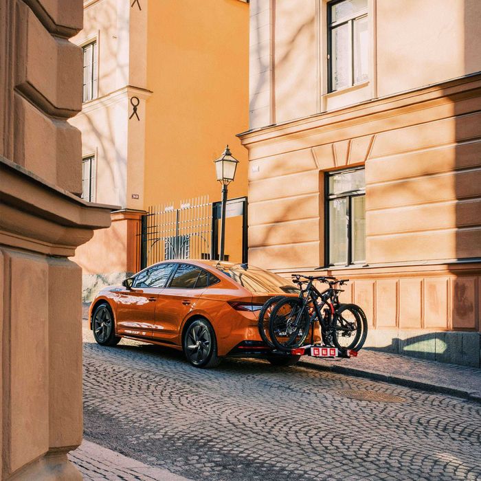 Suport biciclete Mont Blanc Sarek Pliabil pentru 2 biciclete pe carlig