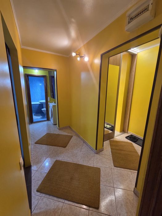 Inchiriez apartament 2 camere + parcare