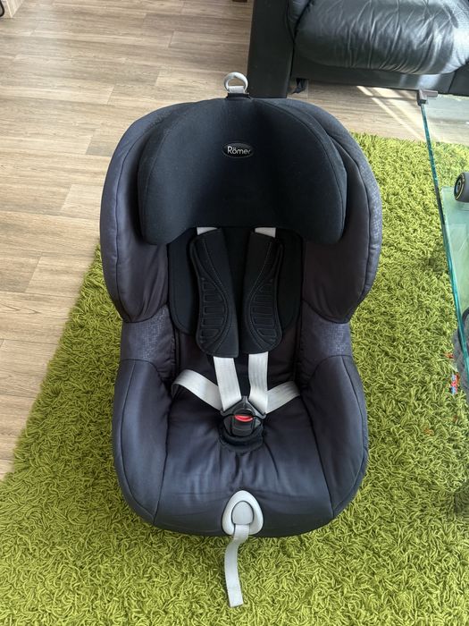 Scaun Auto Britax Romer Trifix2  i-size 9-18kg ISO FIX