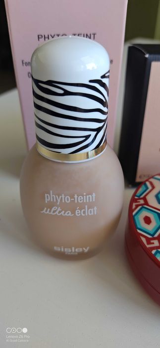 Sisley фдт, кушон Gucci