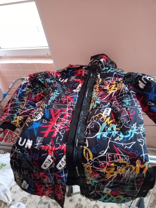 Продам куртку пуховик
