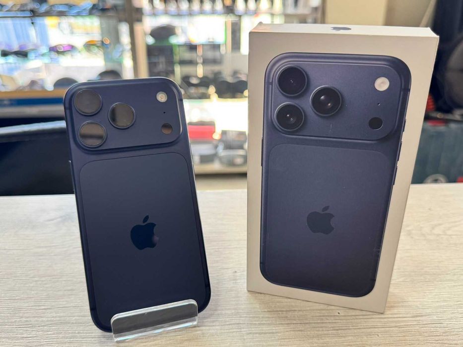 iPhone 17 Pro 512GB с Гаранция Apple