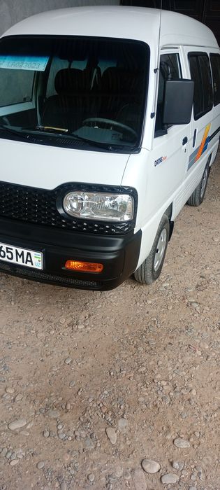 Бир кул минилган полик чихол туртта балон Янги техник курикдан утган б