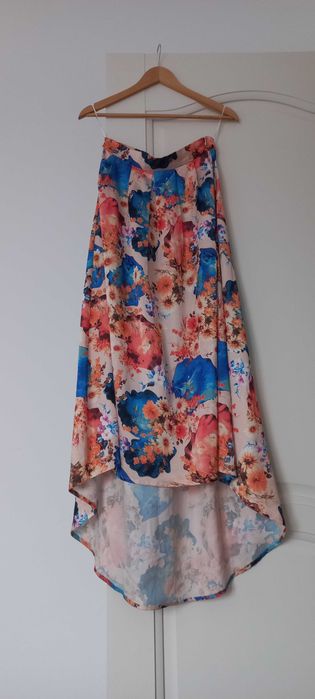 Fusta lunga cu trena marimea 10