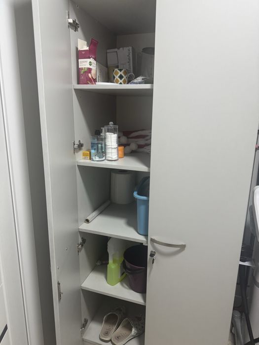 Продам шкаф офисный