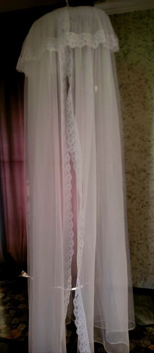 Бандахил на любую децкую кроватку в отличном состоянии