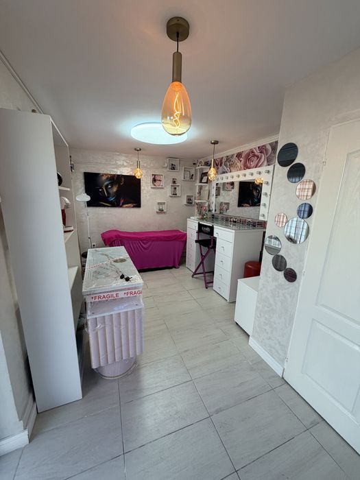 Vand spatiu comercial