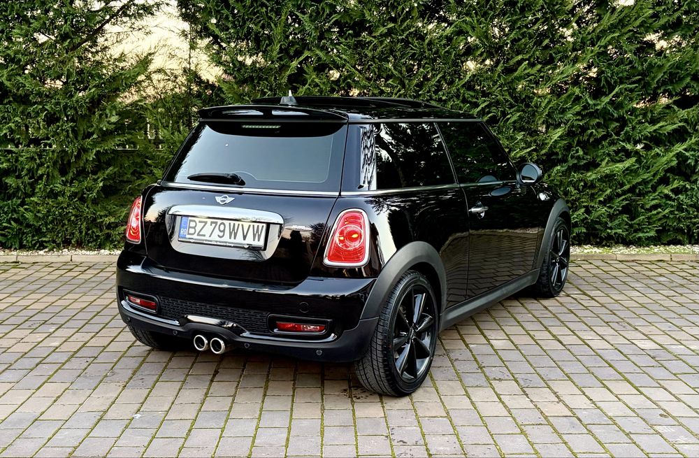 MINI Cooper S-diesel pachet John Cooper Works