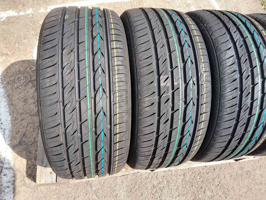 225/40/18 Гиславед ДОТ 2022 г - ЧИСТО НОВИ