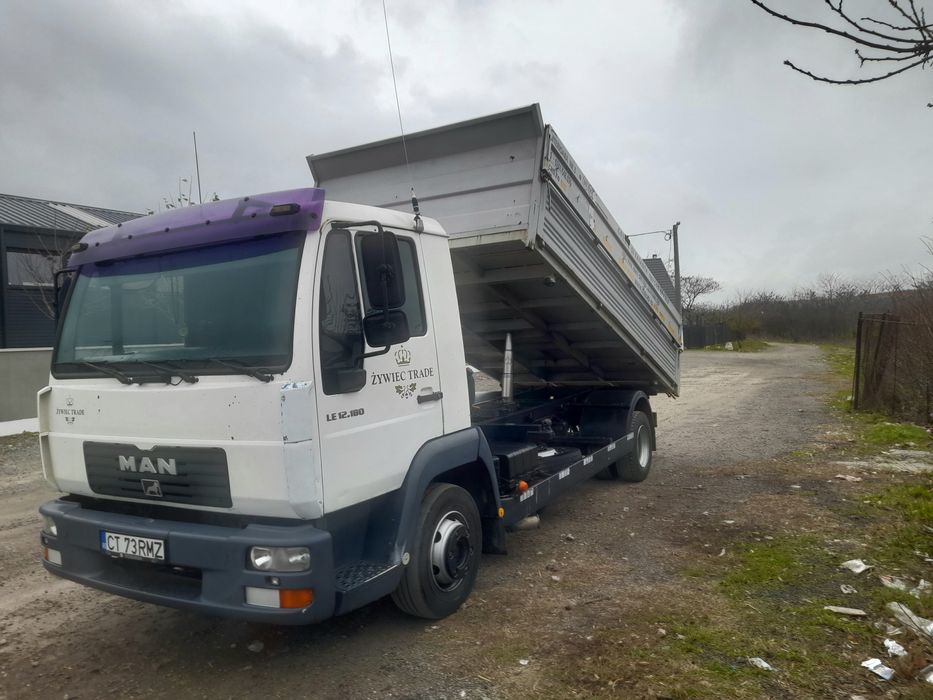 **VÂND **sau ** SCHIMB** MAN LE.12.180 Baculabilă 12 T  Iveco- Atego-V