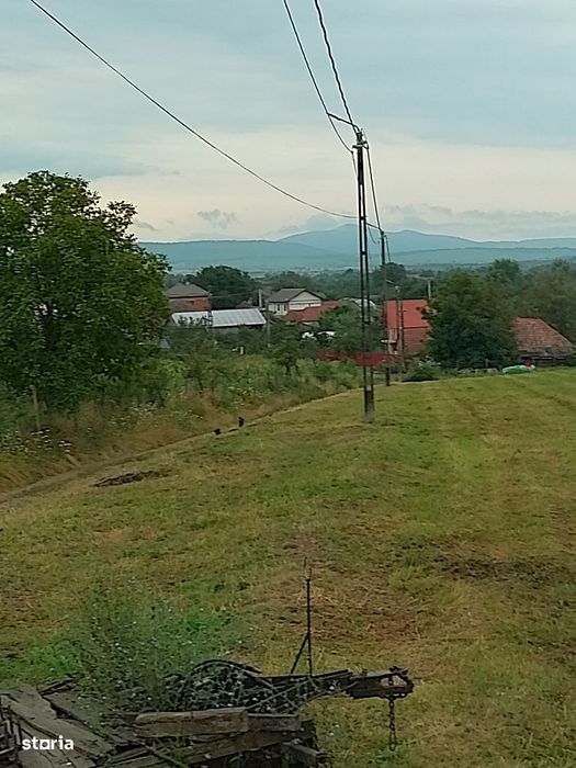 Teren intravilan de vanzare