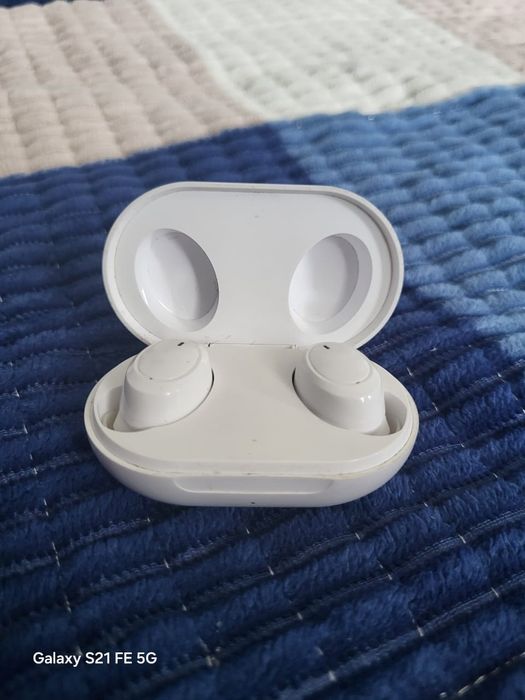 Oppo enco v 11 продам или обмен