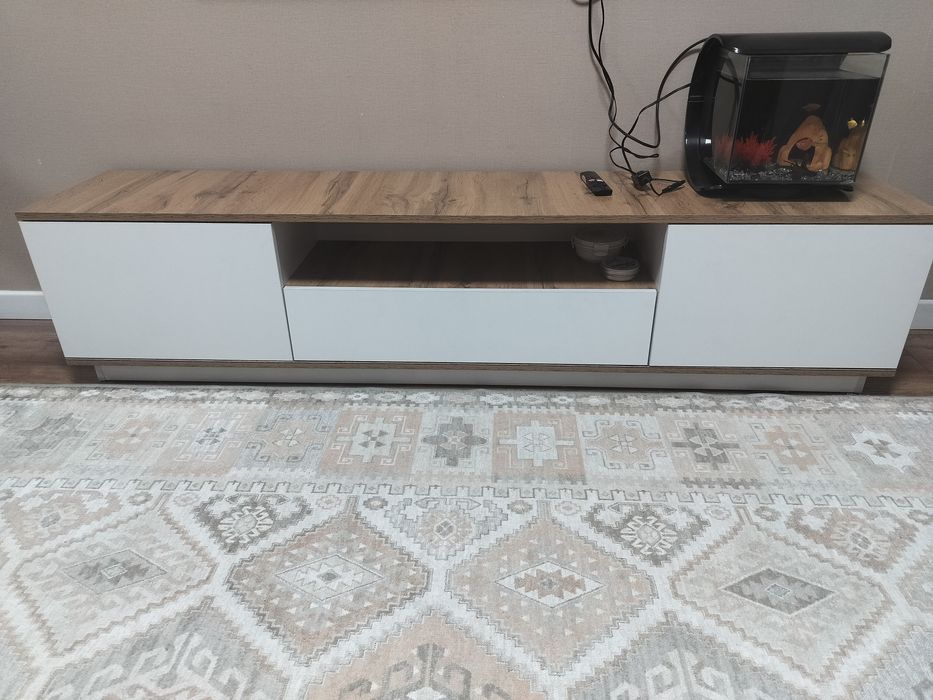 Тумба под телевизор