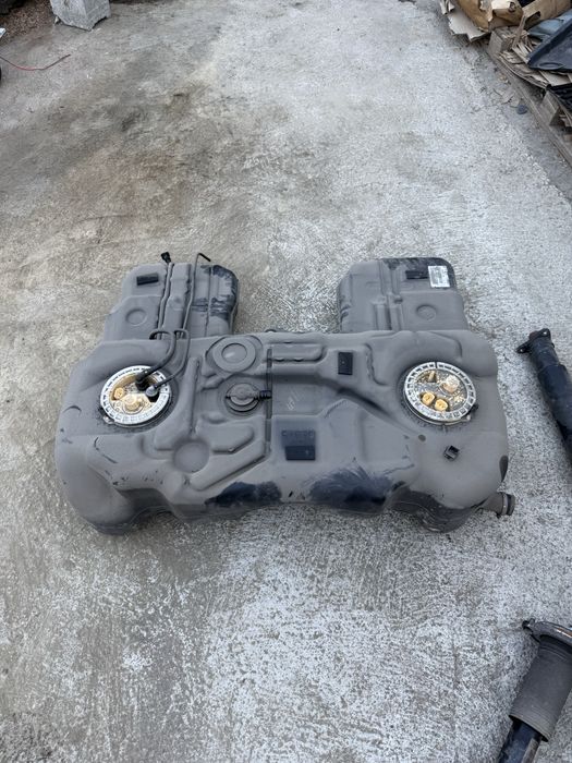 Резервоар BMW X5/X6 E70/71