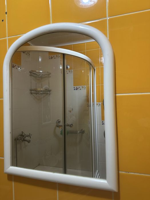 Продам зеркало настенное