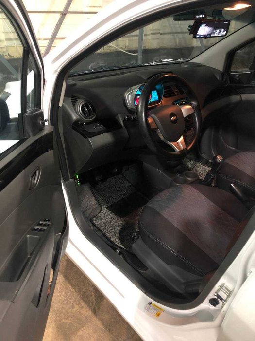 Spark 2020 kraska toza ideal holatda /halol probek 1-qo'l / srochna !