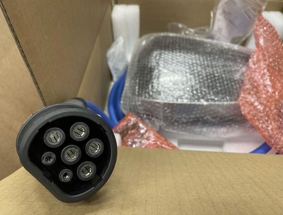 Оригинальная Зарядка BMW Wallbox Gen 3  7-21 квт (GB/T) i3, iX3, Zeekr