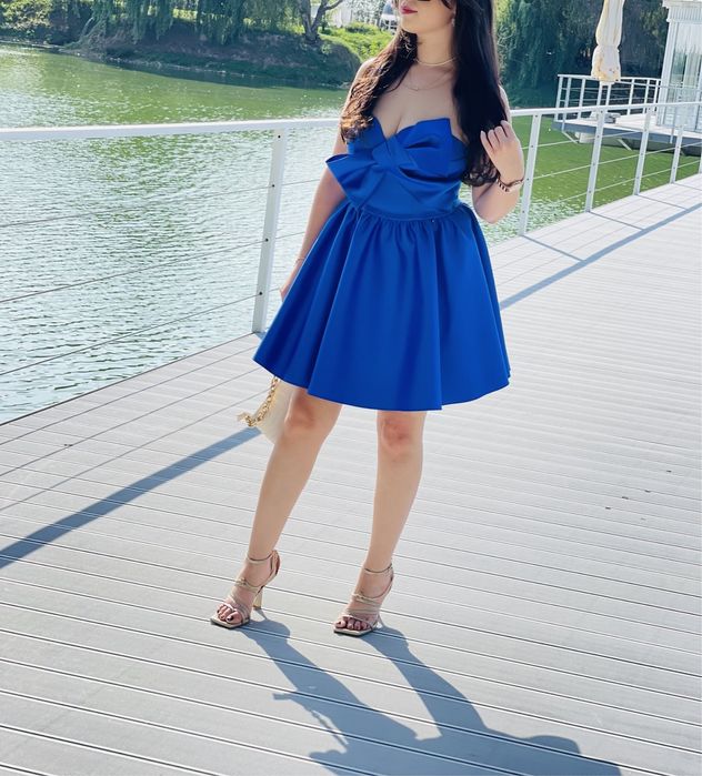 Nissa rochita albastru