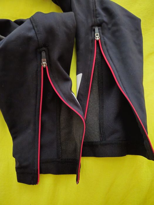 Endura windchill 2 leg warmers; CRAFT thermo