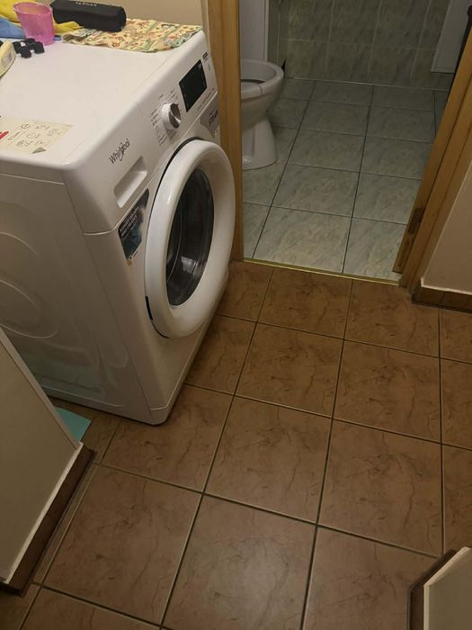 Caut coleg de apartament