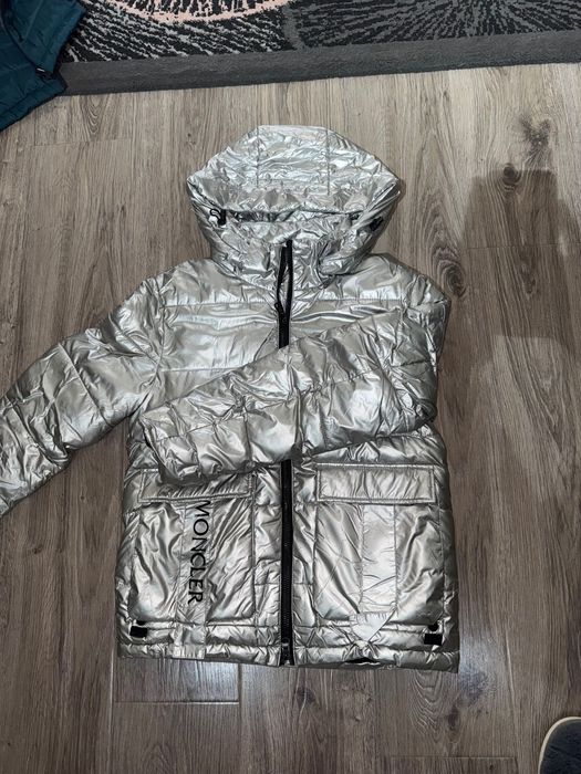 Верхняя детская одежда