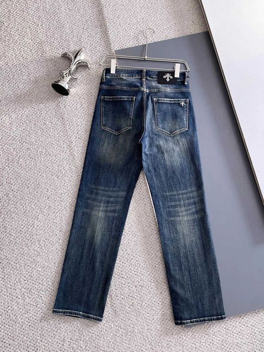 Aduc pe comanda Blugi Descent orice model