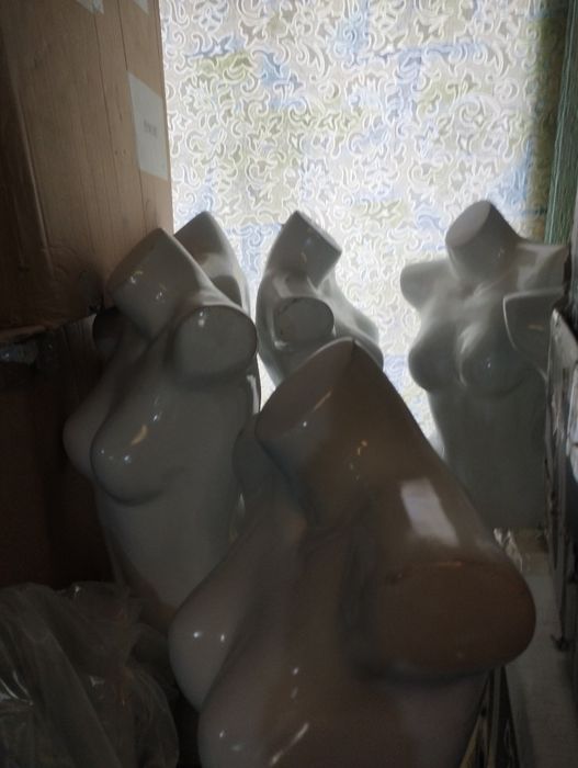 манекены в магазин и салон