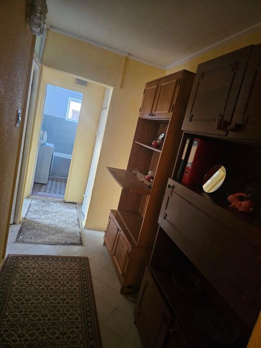 Închiriez apartament în Tg-Jiu
