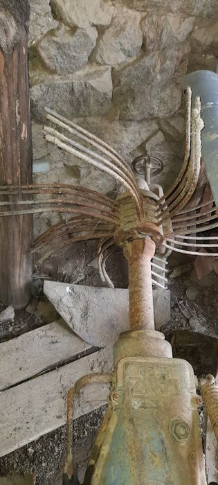 Mașinărie de scos cartofi